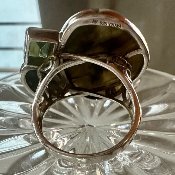 Elegant Labradorite, Peridot, Green Turquoise 925 Silver Cocktail Artisan Ring - Picture 6 of 15